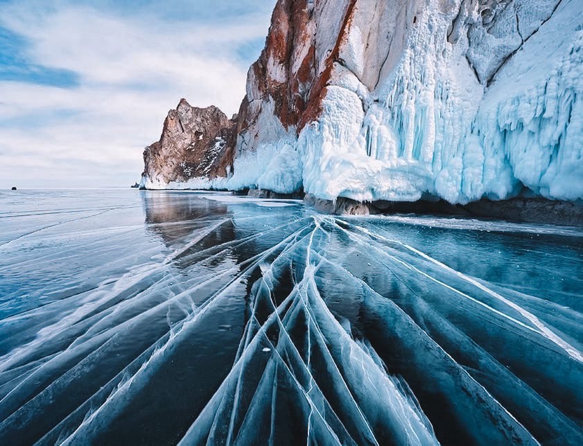 Лед на Байкале