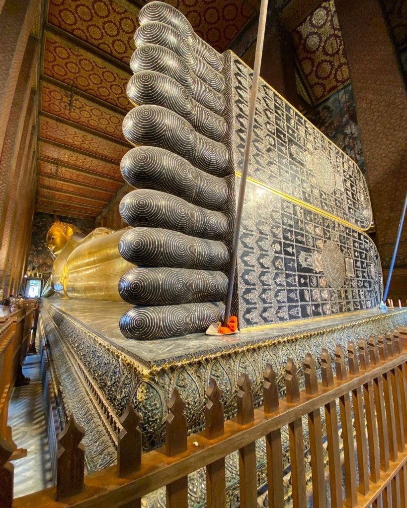 Храм Ват Пхо, Храм Лежащего Будды